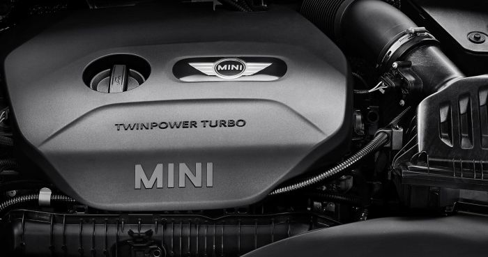 NUOVA MINI 2014 - 2.0 litre MINI TwinPower Turbo in-line gasoline engine
