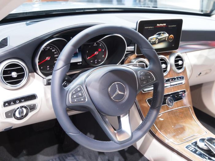 Nuova Mercedes-Benz Classe C le foto dal Salone di Detroit 2014 12