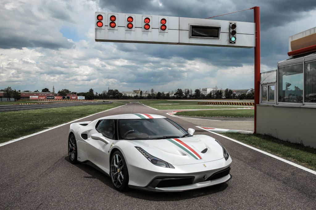 160374-car-458_MM_Speciale_front_3_4